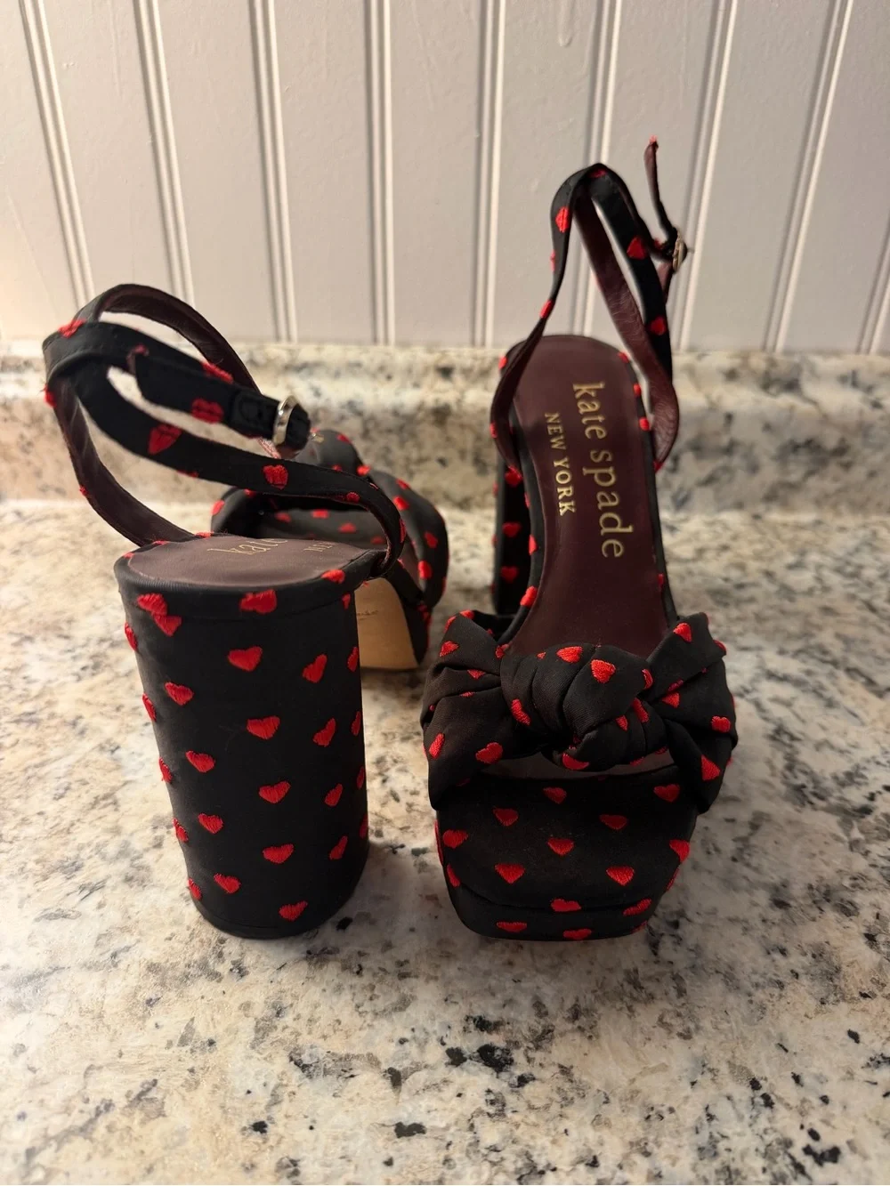 kate spade Black 🖤 Platform Sandals with Red Confetti Heart ❤️ Embroidery New